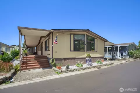 3611 NE I St #207, Auburn, WA 98002