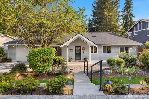 12641 NE 104th St, Kirkland, WA 98033