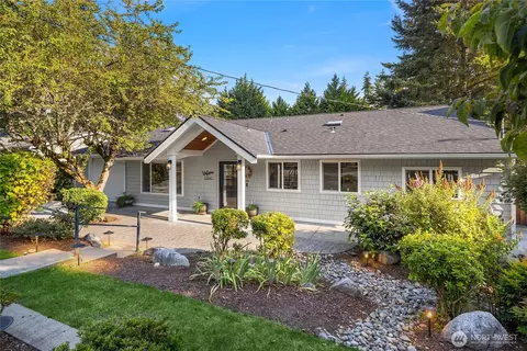 12641 NE 104th St, Kirkland, WA 98033