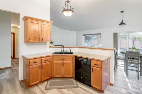 Kitchen - 1405 NE Riddell Ave, Orting, WA 98360 photo 2 of 4