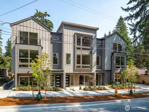 18032 A Sunnyside Ave N, Shoreline, WA 98133