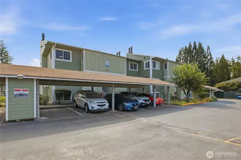 22240 24th Ave S #E38, Des Moines, WA 98198