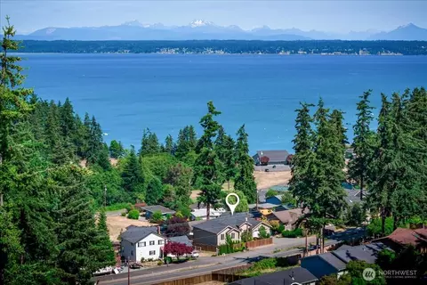 1229 SE Camano Dr, Camano Island, WA 98282