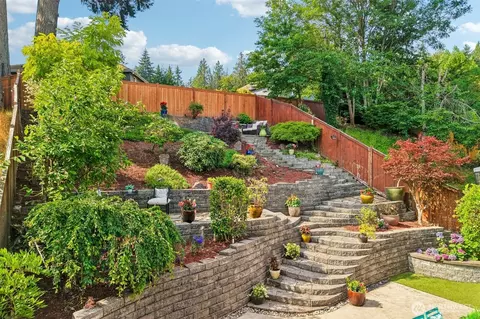 Exterior - 2804 232nd St SE, Bothell, WA 98021 photo 3 of 8