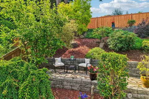 Exterior - 2804 232nd St SE, Bothell, WA 98021 photo 7 of 8