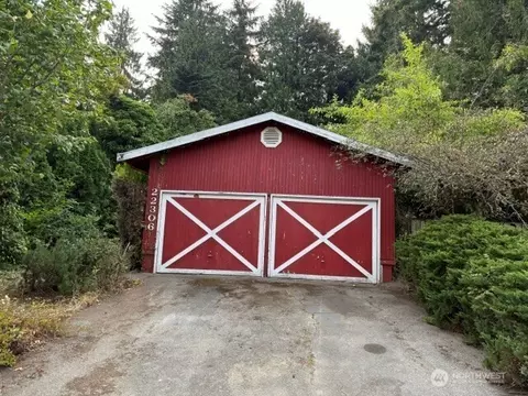 22306 39th Ave W, Mountlake Terrace, WA 98043