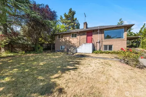 14709 58th Ave S, Tukwila, WA 98168