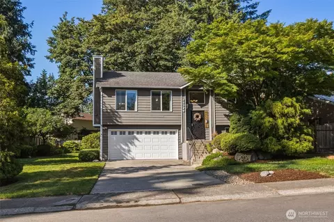 15328 SE 179th St, Renton, WA 98058