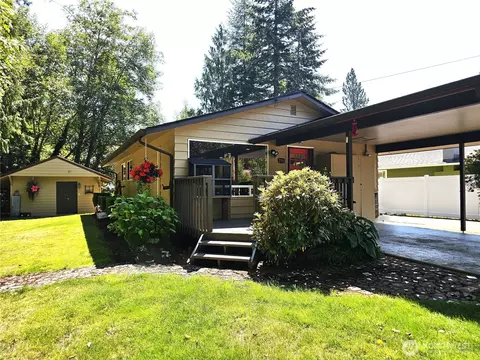 210 Wildcat Dr, Mccleary, WA 98557