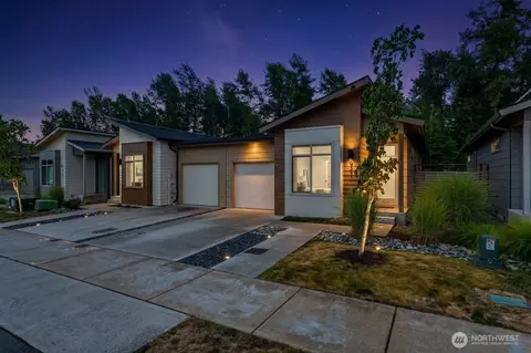 921 Sunseeker Ln, Bellingham, WA 98226
