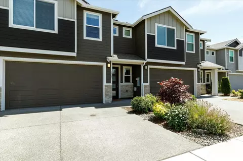 360 SW Ballast Way, Oak Harbor, WA 98277