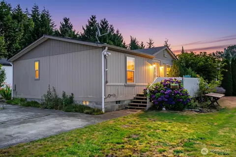 905 Carriage Ct #14, Sedro Woolley, WA 98284
