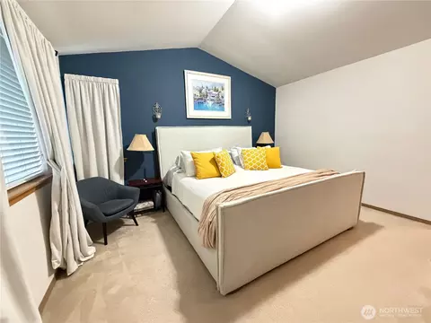 Bedroom - 1709 Silver Lake Rd, Everett, WA 98208 photo 2 of 4