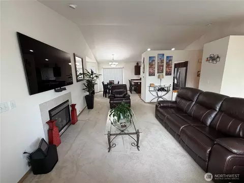 Living - 1709 Silver Lake Rd, Everett, WA 98208 photo 3 of 3