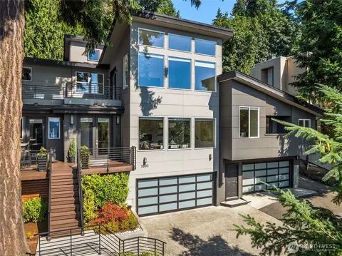 5830 W Mercer Way, Mercer Island, WA 98040