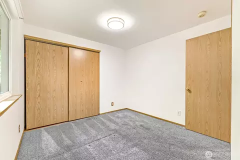 Bedroom - 6018 4th Dr W, Everett, WA 98203 photo 6 of 6