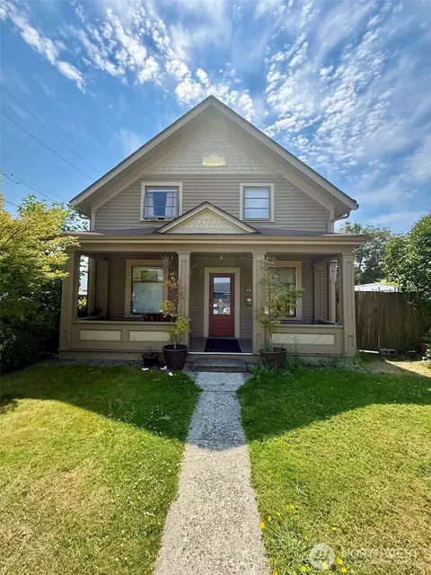 708 Carolina St, Bellingham, WA 98225