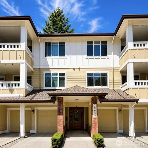 23932 NE 115th Ln #301, Redmond, WA 98053