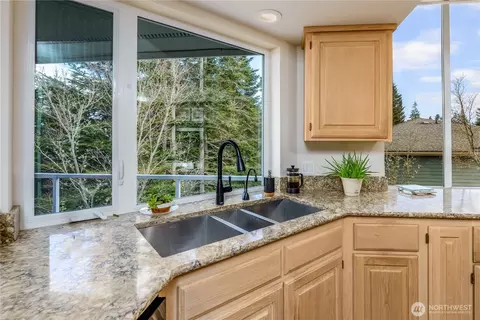 Kitchen - 193 Fairway Dr, Sequim, WA 98382 photo 2 of 5