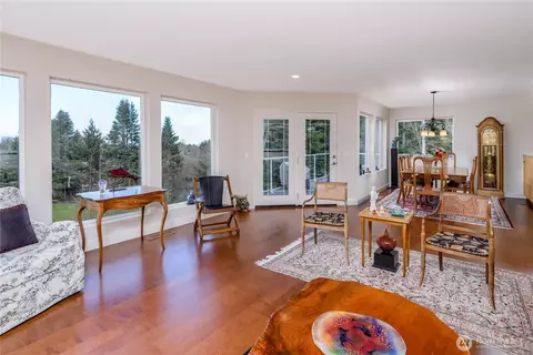 Living - 193 Fairway Dr, Sequim, WA 98382 photo 3 of 3