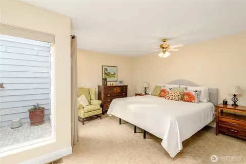 Bedroom - 193 Fairway Dr, Sequim, WA 98382 photo 1 of 4