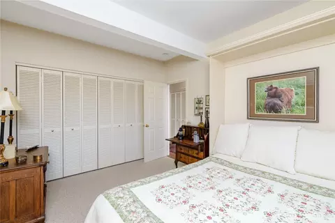 Bedroom - 193 Fairway Dr, Sequim, WA 98382 photo 4 of 4