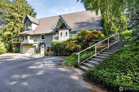 Exterior - 23200 19th Ave SE, Bothell, WA 98021 photo 5 of 8