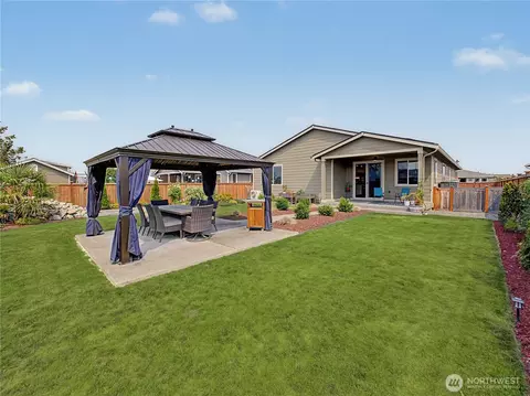Exterior - 3530 Edith Ave, Enumclaw, WA 98022 photo 6 of 8