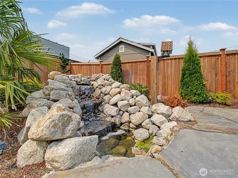 Exterior - 3530 Edith Ave, Enumclaw, WA 98022 photo 5 of 8