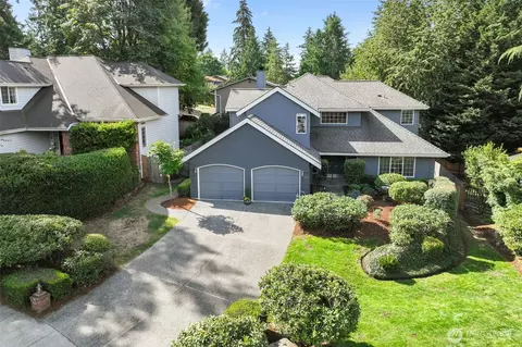 8021 NE 122nd Pl, Kirkland, WA 98034