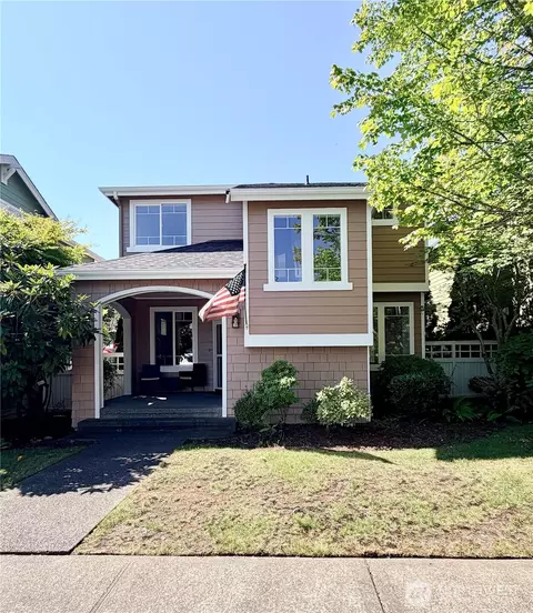 4611 NE 5th Pl, Renton, WA 98059