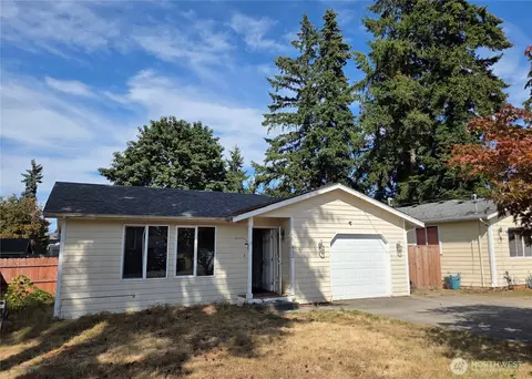 412 Mckenzie Ave SW, Yelm, WA 98597