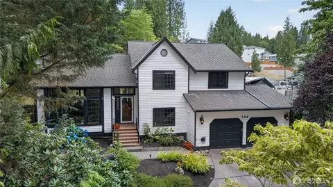 706 S Davies Rd, Lake Stevens, WA 98258