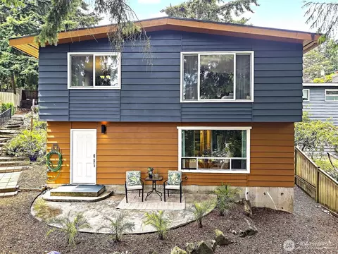 16106 Densmore Ave N, Shoreline, WA 98133