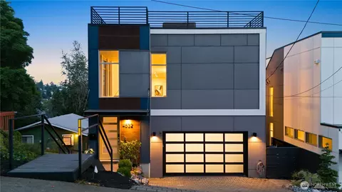 4532 51st Pl SW, Seattle, WA 98116