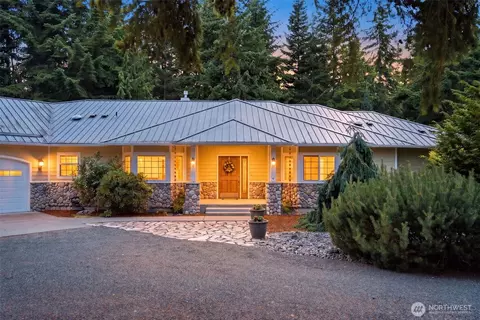 114 Headwaters Ln, Port Angeles, WA 98362