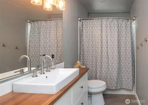 Bath - 4131 142nd St SE, Mill Creek, WA 98012 photo 6 of 6