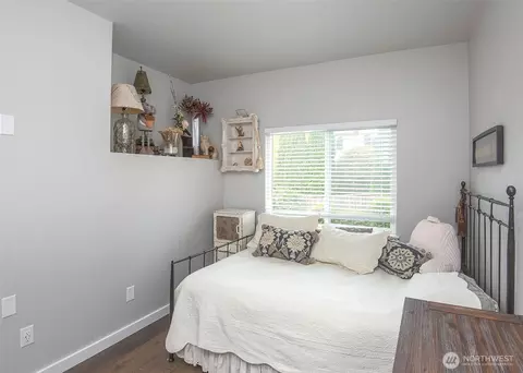 Bedroom - 4131 142nd St SE, Mill Creek, WA 98012 photo 2 of 5