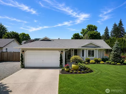 2318 20th St SE, Puyallup, WA 98374