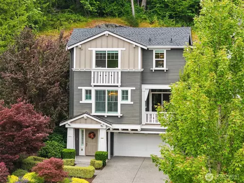 867 224th Ave NE, Sammamish, WA 98074