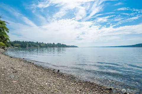 13112 Purdy Dr NW, Gig Harbor, WA 98332