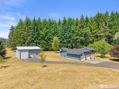 8925 Walter Ct SW, Olympia, WA 98512
