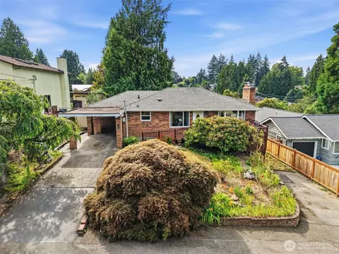 16613 19th Ave SW, Burien, WA 98166
