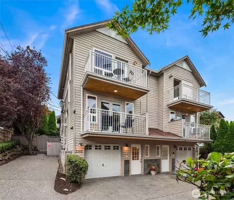 2310 W Dravus St, Seattle, WA 98199