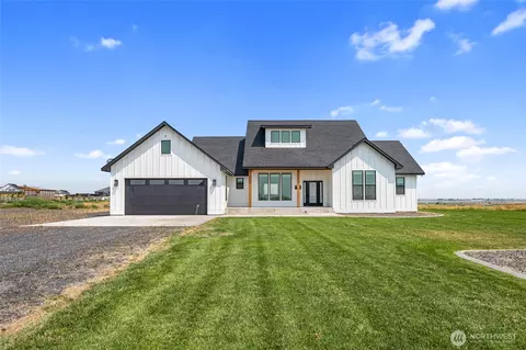 215 SE Baseline 5 Rd, Moses Lake, WA 98837