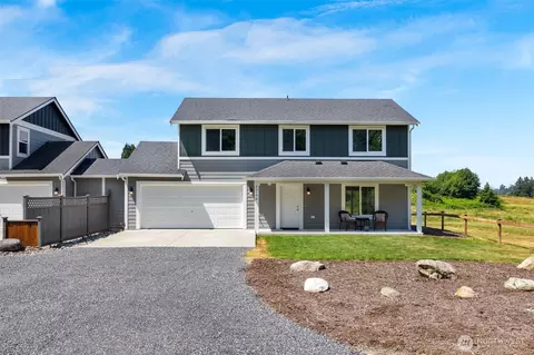 7515 100th St NE #B, Marysville, WA 98270