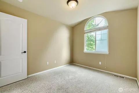 Bedroom - 215 196th Pl SW, Bothell, WA 98012 photo 2 of 5