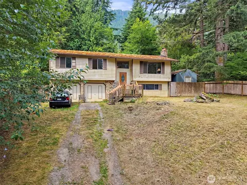 42627 SE 175th Pl, North Bend, WA 98045