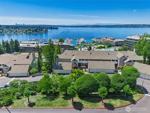 5404 Lake Washington Blvd NE #B, Kirkland, WA 98033