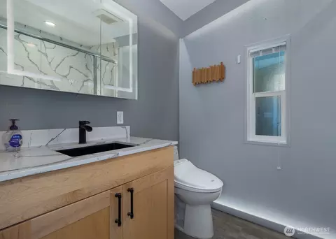 Bath - 291 Spencer Rd, Sequim, WA 98382 photo 1 of 3